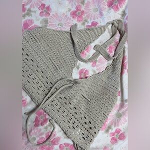 1x SHEIN curve Beige Crochet Halter Top